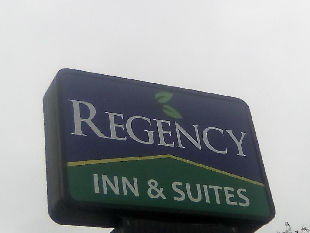 Regency Inn & Suites Elk City Exterior photo